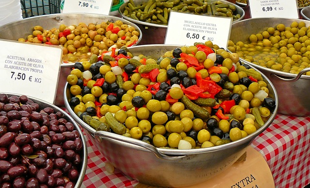 olives-992240_640